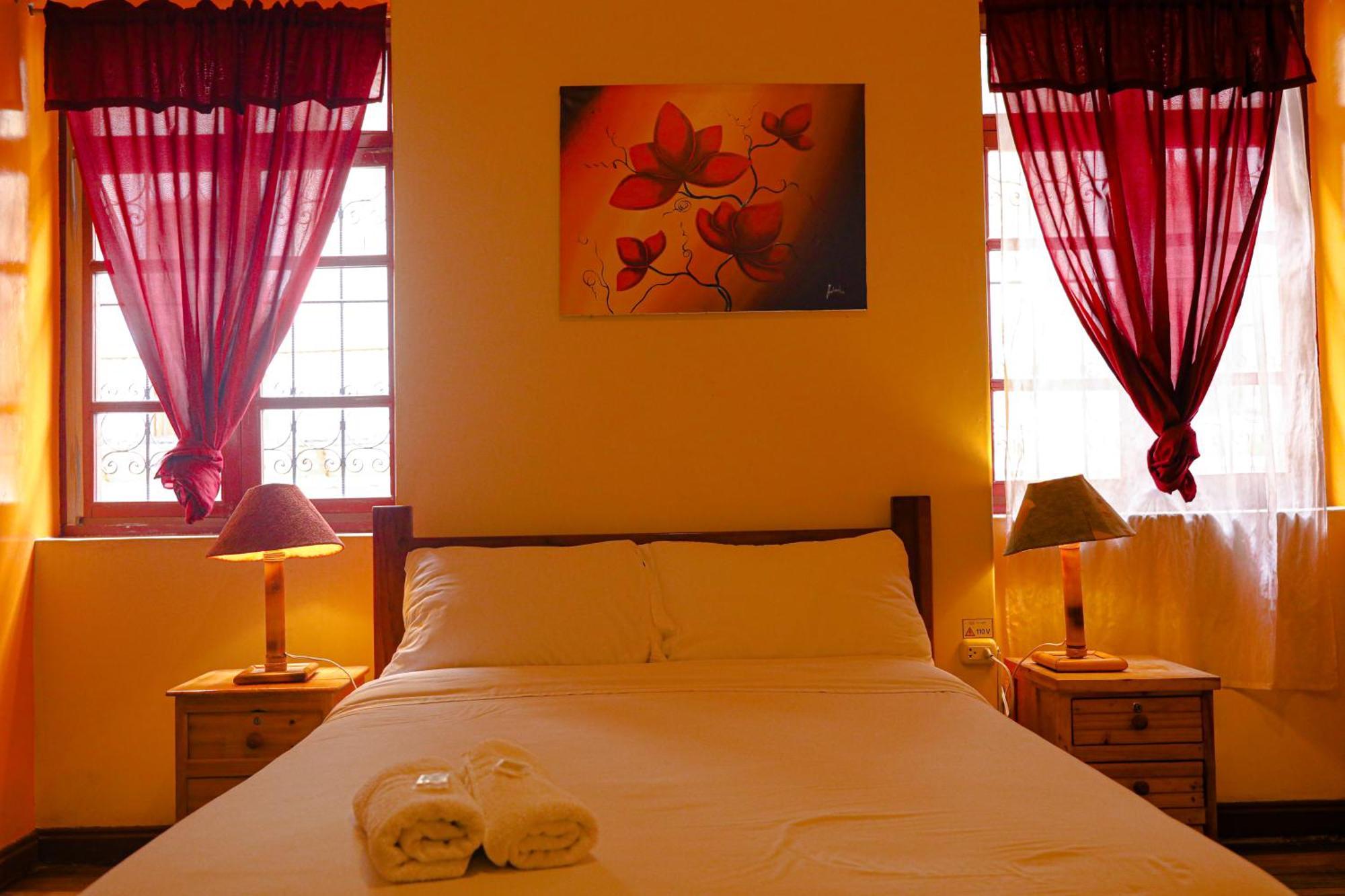 Hotel Vibes Aurik à Quito Extérieur photo