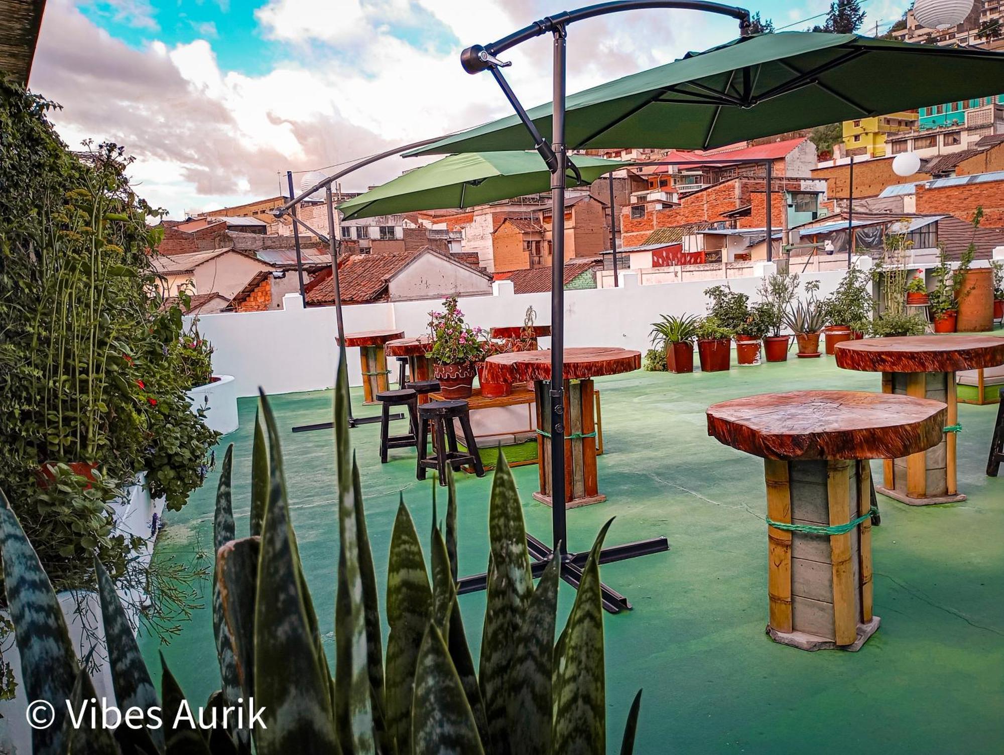 Hotel Vibes Aurik à Quito Extérieur photo